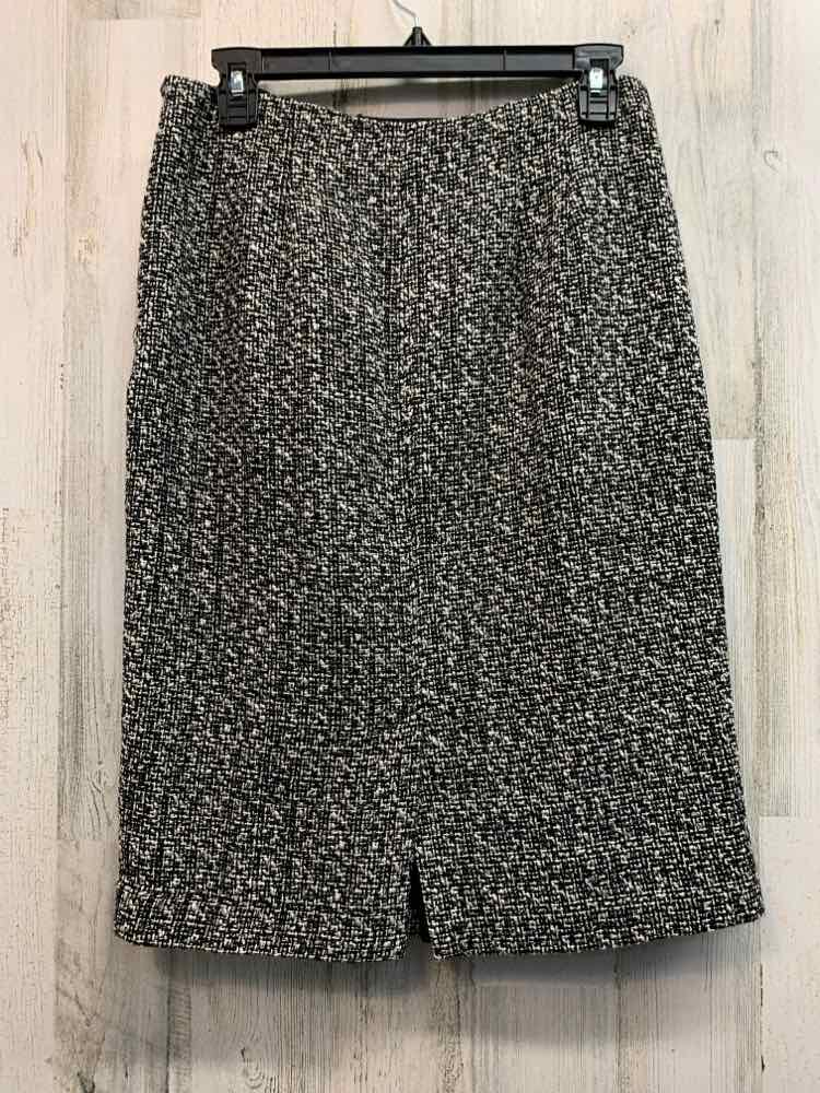 CHICOS Dresses and Skirts Size 0 BLK/WHT MATCHSTICK PENCIL Skirt