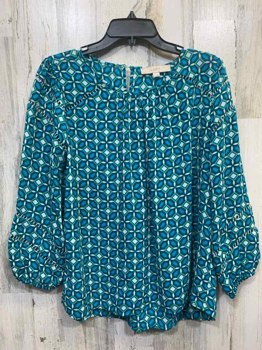 PRE-OWNED LOFT/LADDER STITCH/PEEK-A-BOO CUTOUT DETAIL 3/4 SLEEVE