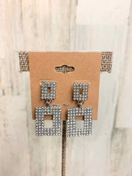 Earrings/STUDDED RECTANGLES