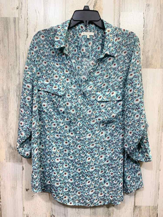 PRE-OWNED skies are blue PLUS SIZES Size 1X WHT/BLK/BLUE Floral V NECK TANK