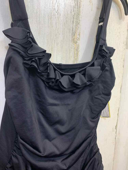PRE-OWNED KENNETH COLE Swimwear Size M Black RUFFLES ONE PIECE Swimsuit/BLACK ON
