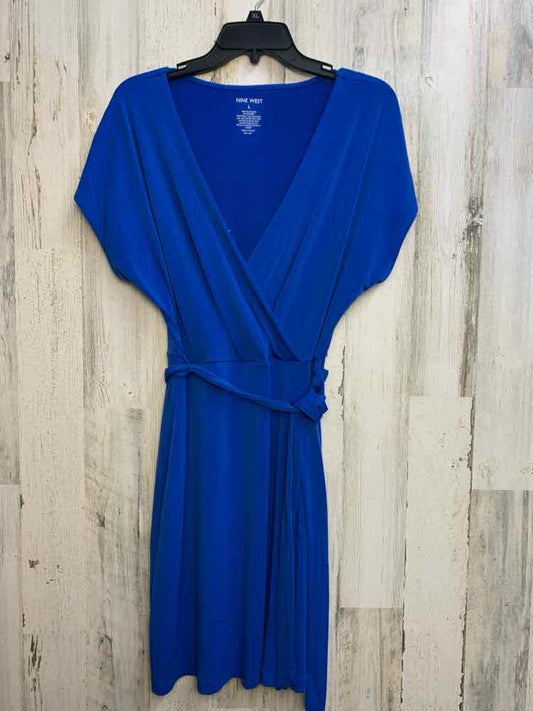PRE-OWNED NINE WEST Dresses and Skirts Size L Royal Blue SHORT SLEEVES Dress/V-N