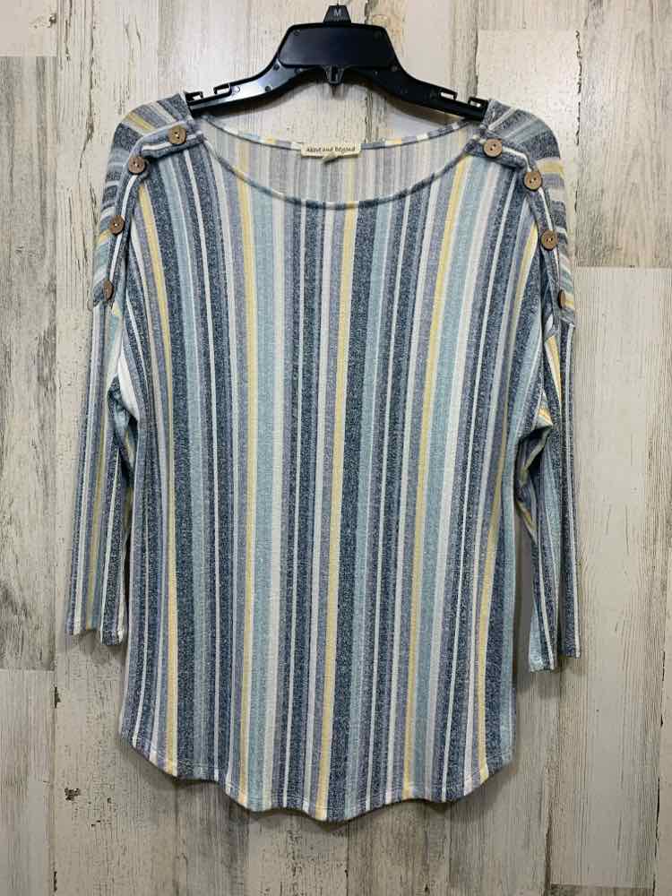 PRE-OWNED ABOVE AND BEYOND Tops Size M Multi-Color STRIPES 3/4 SLEEVE TOP