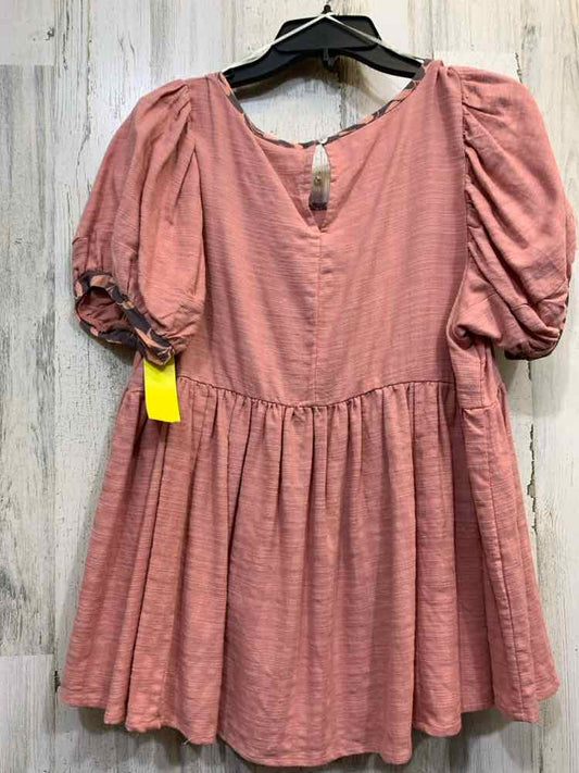 NWT UMGEE Tops Size M PINK PUFF SLEEVES Blouse/SCOOP NECK CONTRAST DETAIL