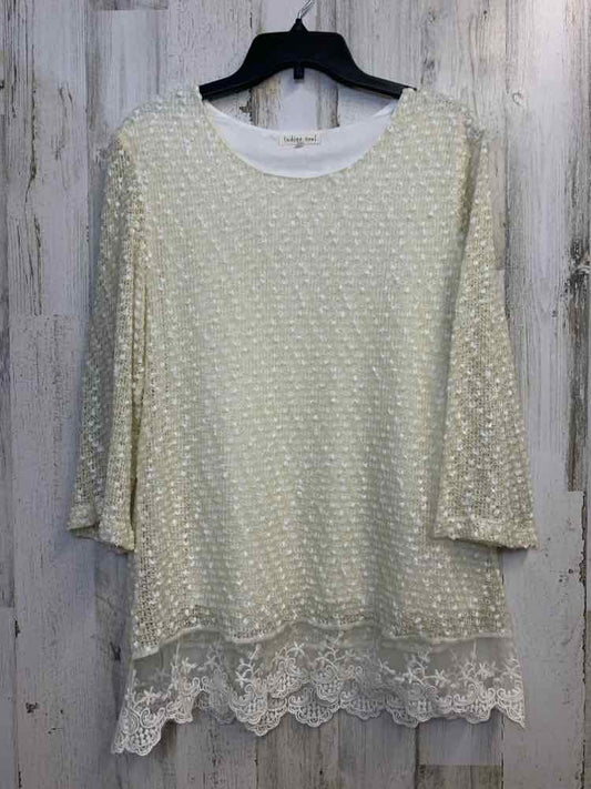 INDIGO SOUL Tops Size M Cream 3/4 LENGTH TOP