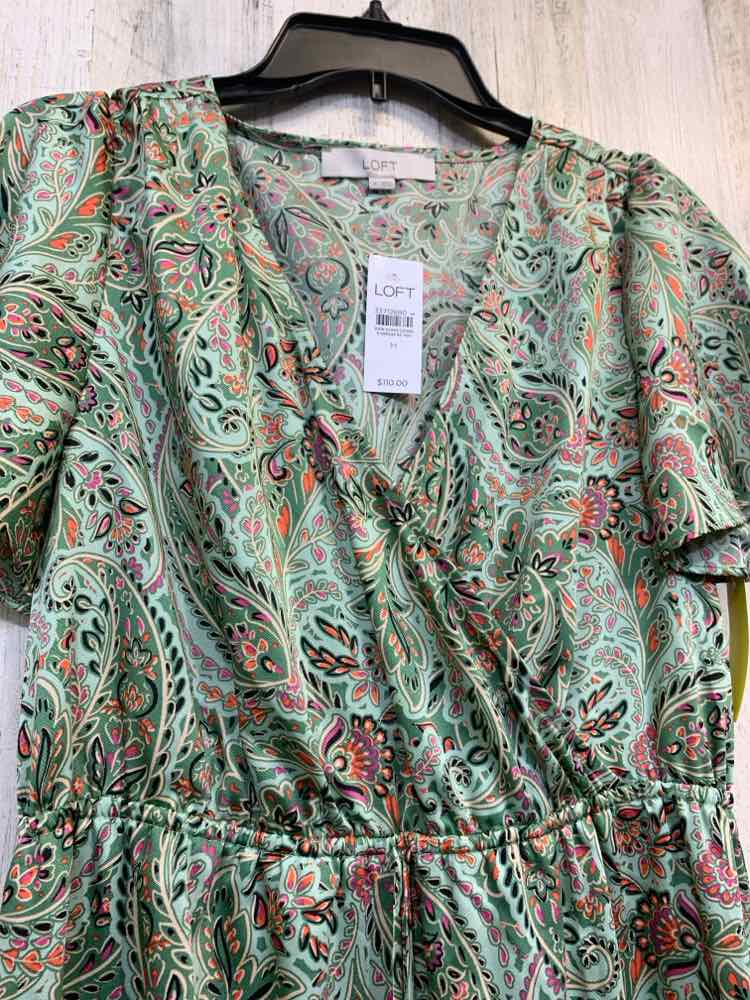 NWT LOFT Dresses and Skirts Size M GREEN/CORAL/PINK/BLACK Paisley MAXI Dress/MAX