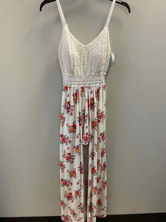Size S NO BOUNDRIES Dresses and Skirts WHT/RED/BLU Floral Romper