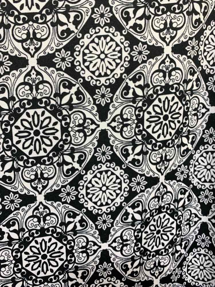 PRE-OWNED PERSEPTION WOMEN/BLACK UPPER YOKE/SLEEVES ORNAMENTAL PRINT 3/4 SLEEVE