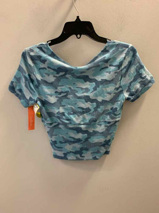 NWT COLSIE Tops Size S Blue Camoflage CROP TOP TOP