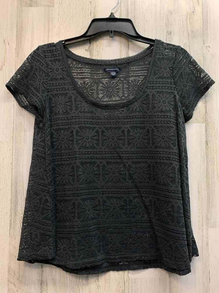AMERICAN EAGLE Tops Size S Gray Lace SHORT SLEEVES TOP