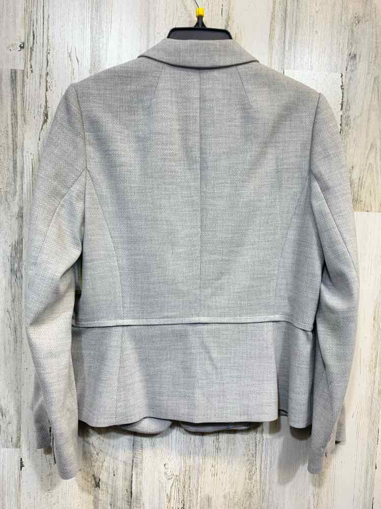 PRE-OWNED TALBOTS JACKETS / COATS Size 8P LIGHT GRAY BLAZER Blazer/LIGHT GRAY BL