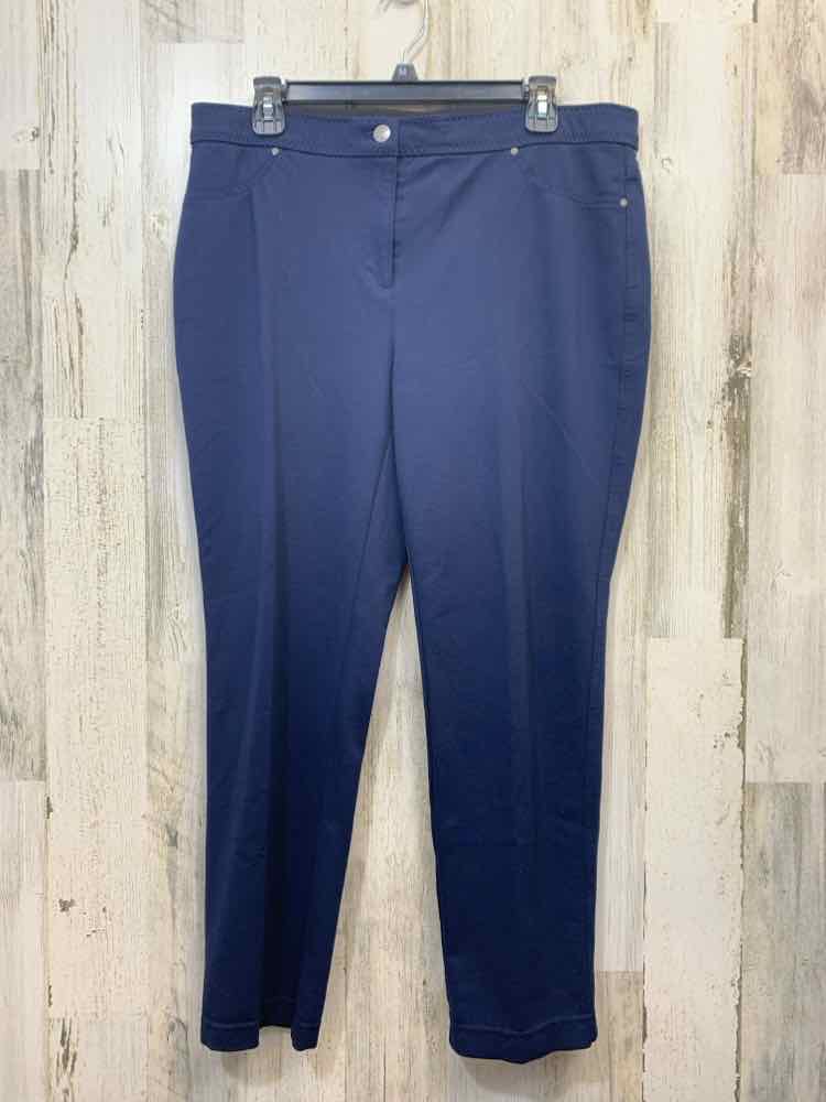 PRE-OWNED Size 2 CHICOS BOTTOMS NAVY BLUE Solid PANTS Pants/CASUAL NAVY BUISNESS