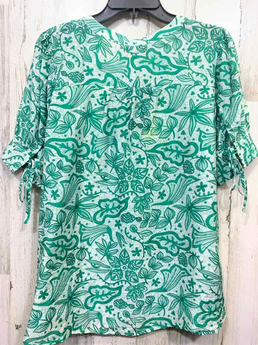 NWT GIGIO Tops Size L WHT/GRN Floral SHORT SLEEVES /BUTTON UP/PLEATED BIBBlouse