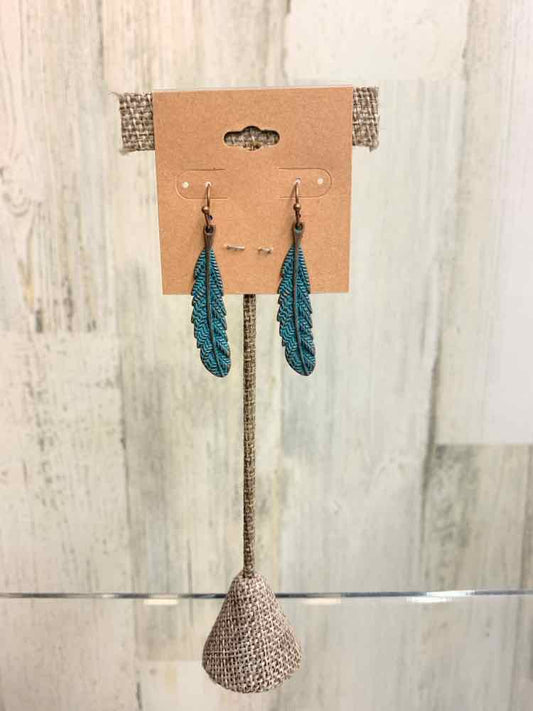 Earrings/FEATHERS