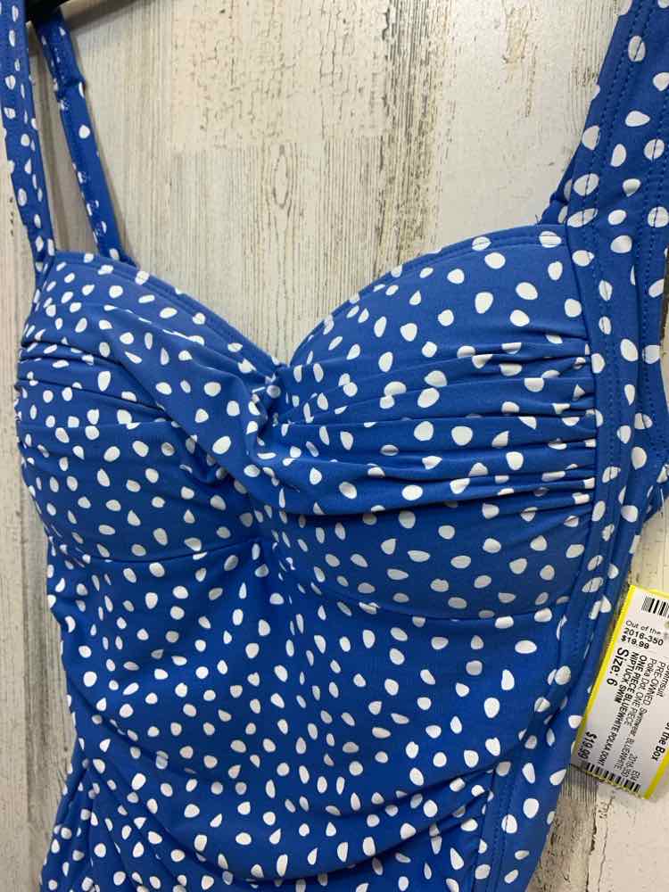 PRE-OWNED NIPTUCK SWIM Swimwear Size 6 BLUE/WHITE Polka Dot ONE PIECE Swimsuit