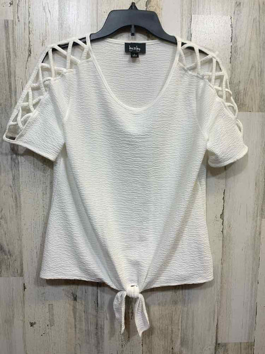 PRE-OWNED BY & BY Tops Size L White Polyester Blend RAYON Solid Blouse