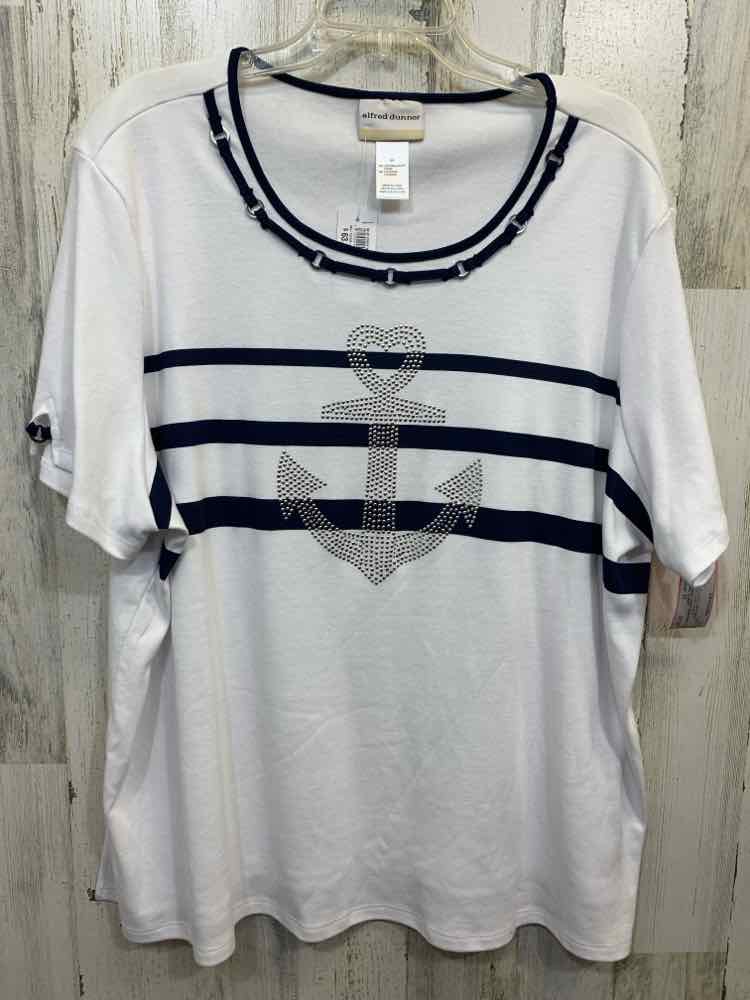 NWT ALFRED DUNNER PLUS SIZES Size 3X WHITE/NAVY ANCHOR SHORT SLEEVES Shirt/WHITE