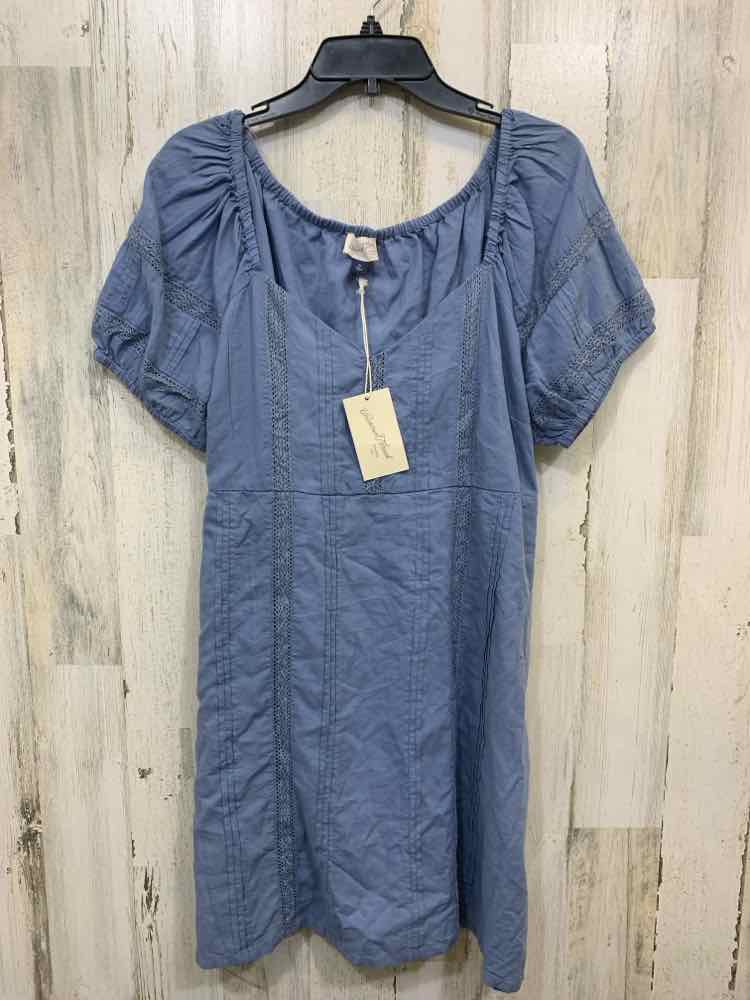NWT UNIVERSAL FASHION Dresses and Skirts Size XL VNECK Dress/OFF THE SHOULDER SL