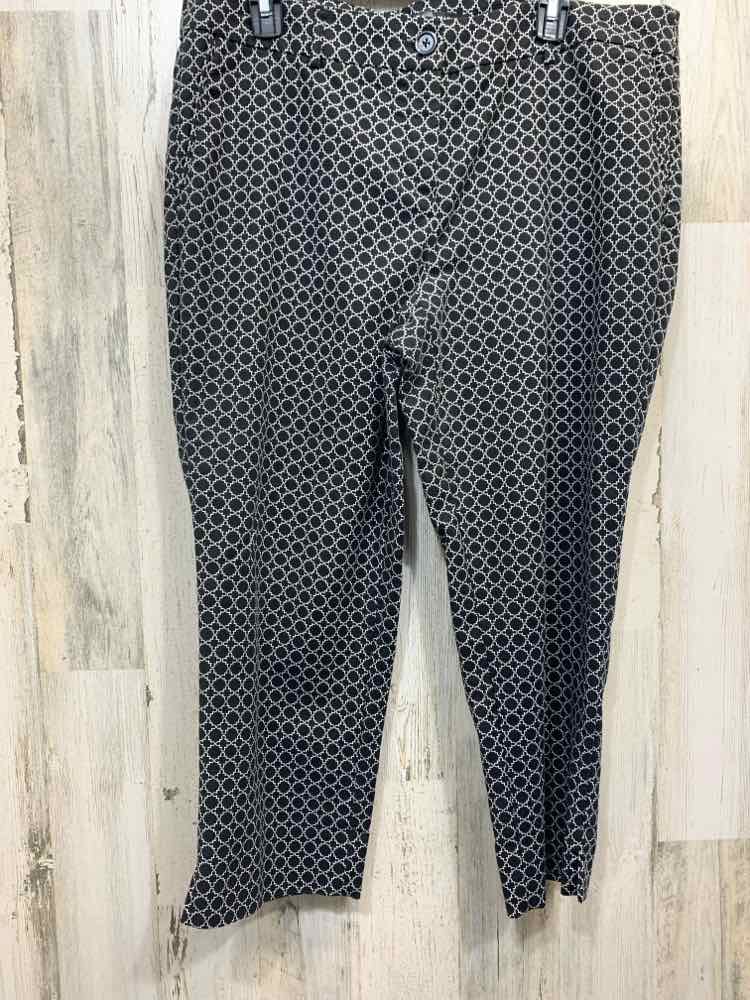 PRE-OWNED Size 14 HILARY RADLEY BOTTOMS BLACK/WHITE QUATREFOR CAPRI CAPRI/BLACK/