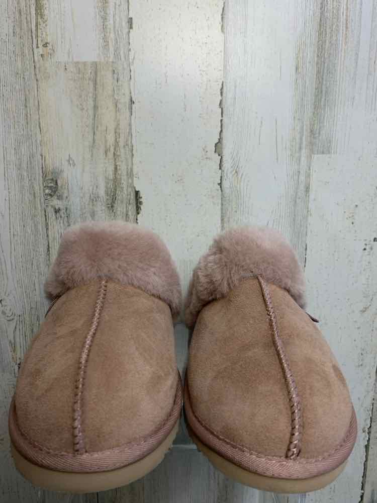 NWT DEAR FOAMS SHOES 10 DUSTY PINK Shoes/FAUX FUR LINED SLIPPERS