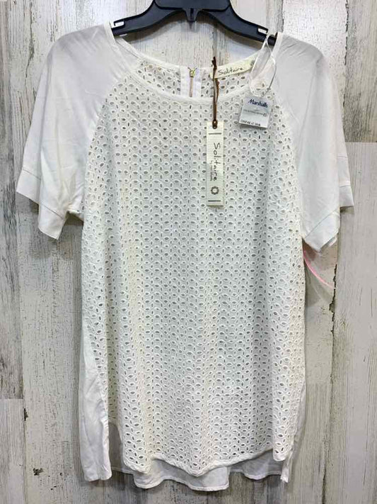 NWT SOLITAIRE Tops Size XL White Eyelet SHORT SLEEVES Blouse