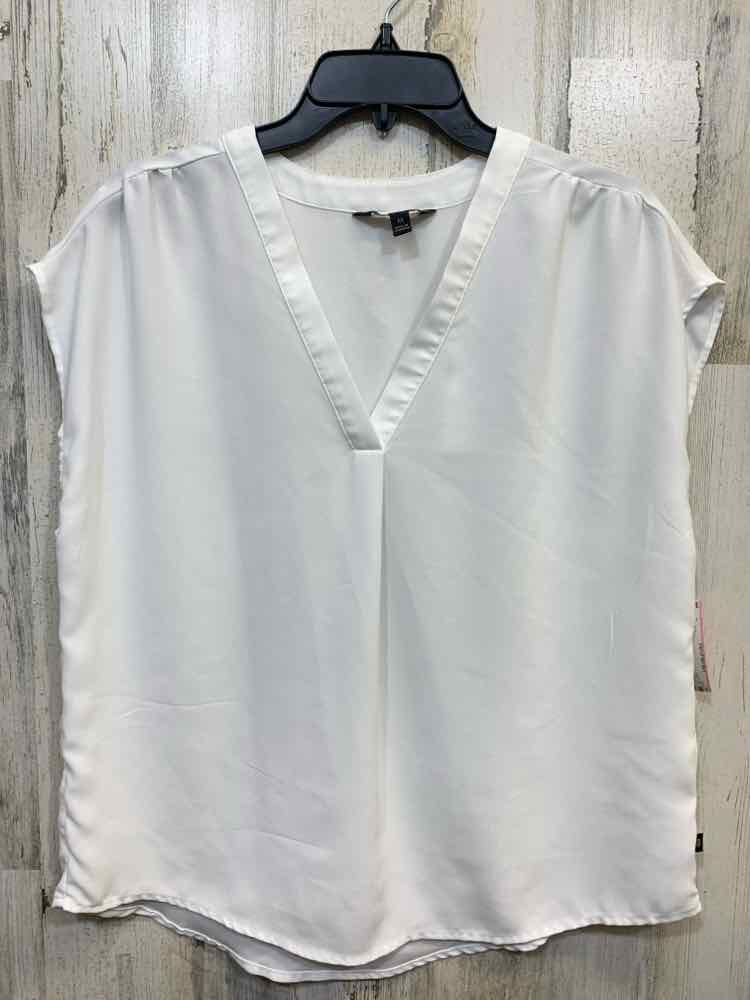 PRE-OWNED BANANA REPUBLIC Tops Size M White Solid SHORT SLEEVES Blouse/WHITE FLO