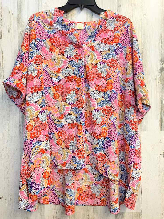 PRE-OWNED ASH&OPAL PLUS SIZES Size 1X Multi-Color Floral SHORT SLEEVES TOP