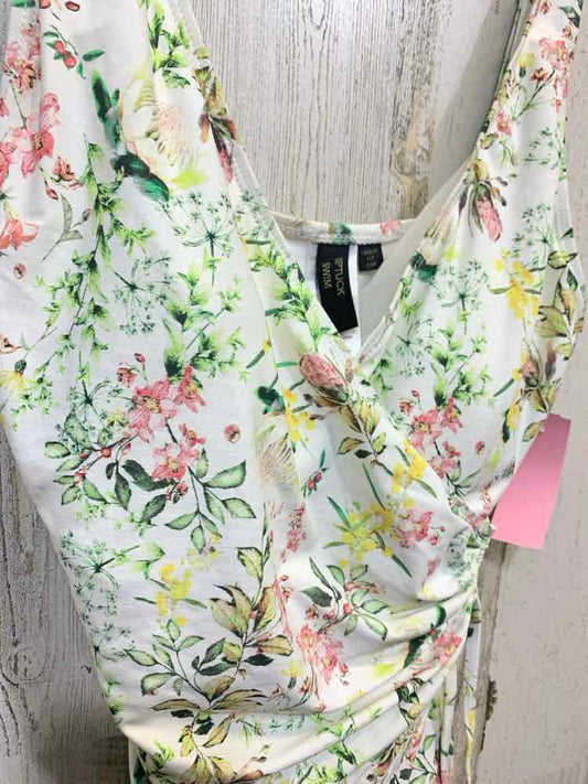 PRE-OWNED NIPTUCK SWIM Swimwear Size 8 WHT/PNK/GRN/BLU Floral WRAP W/TIE
