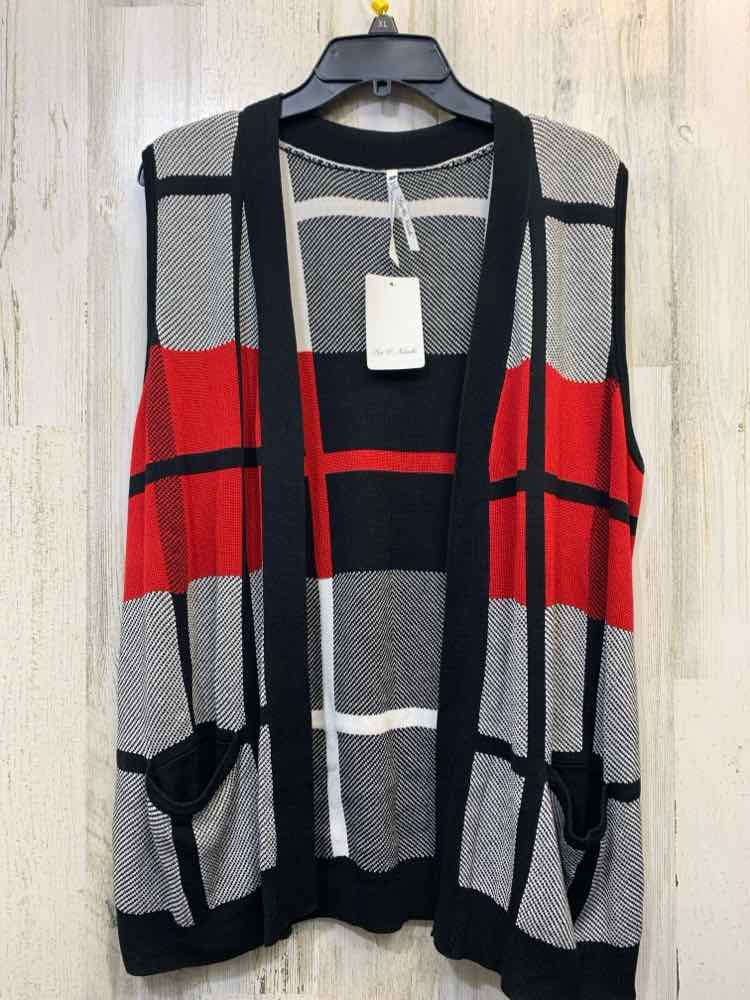 NWT LEO & NICOLE Tops Size PL BLK/WHT/RED Checkered VEST Vest