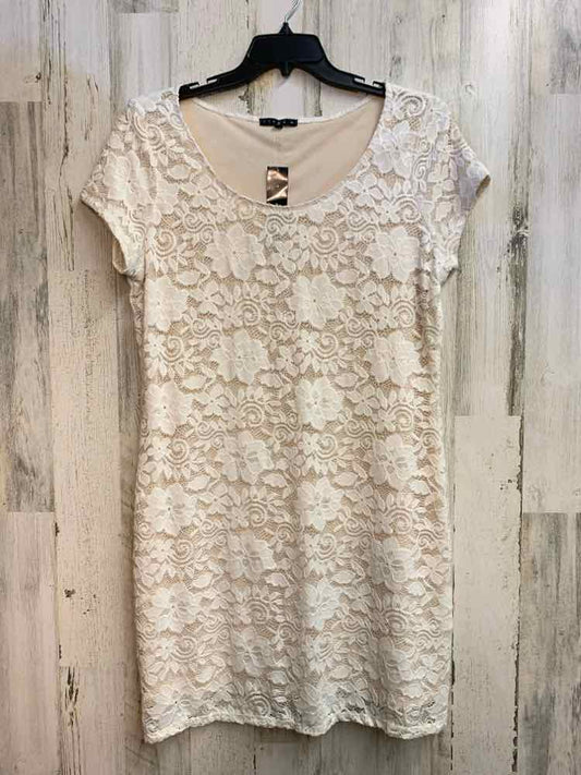 NWT TIANA B. Dresses and Skirts Size XL Cream Lace SHORT SLEEVES Dress
