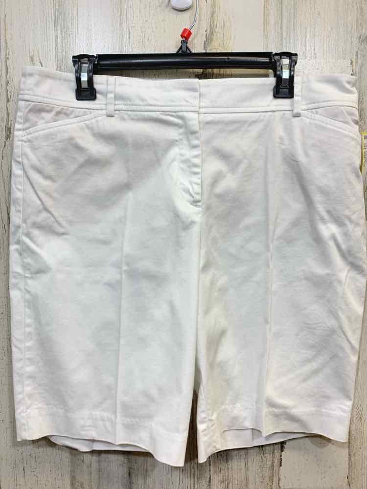 PRE-OWNED Size 12P TALBOTS BOTTOMS FLAT FRONT WHITE SHORTS