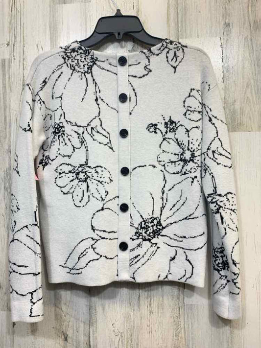PRE-OWNED TAHARI Tops Size XS WHITE/BLACK Floral SWEATER Sweater/WHITE/BLACK FLO