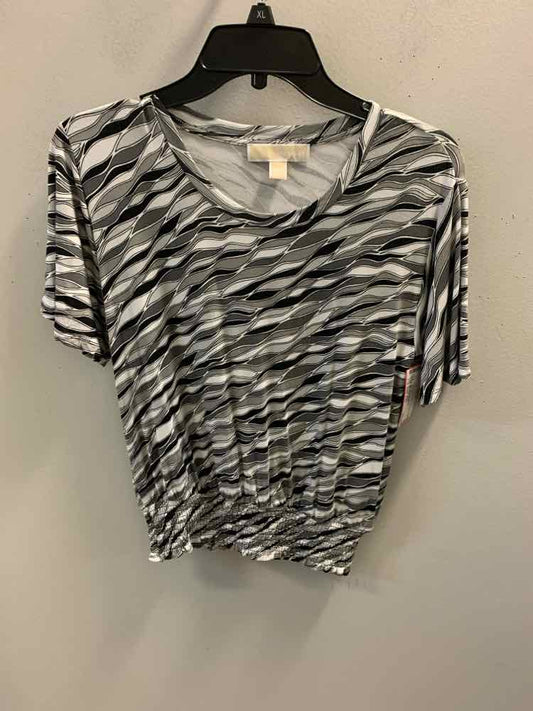 MICHAEL KORS Tops Size PXS BLK/WHT/GRAY SHORT SLEEVES NWT TOP