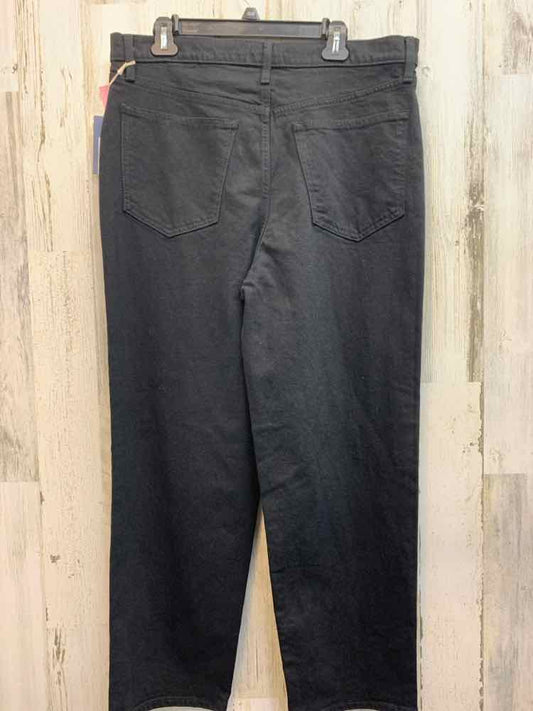 NWT Size 14 UNIVERSAL THREADS BOTTOMS Black Solid JEANS Jeans/BLACK JEANS. 2 FRO