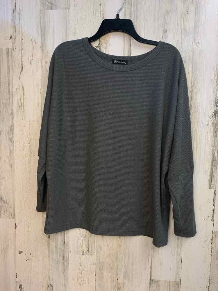 PRE-OWNED PRETTY GARDEN Tops Size M Gray LONG BAT SLEEVES TOP