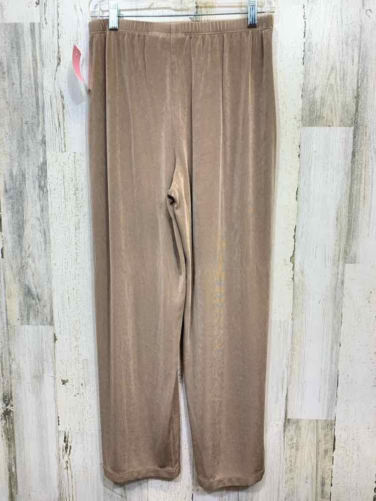 PRE-OWNED Size 2 CHICO'S TRAVELERS BOTTOMS LIGHT BROWN Solid GAUCHO Pants/LIGHT