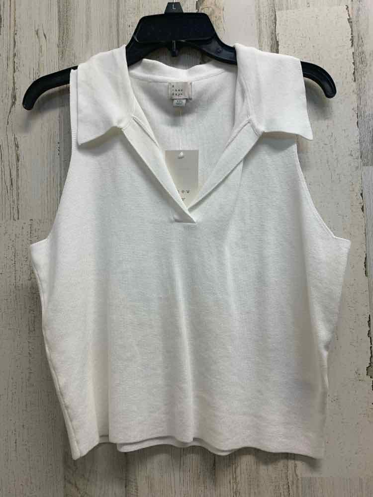 NWT A NEW DAY Tops Size XXL White SLEEVELESS Shirt/WHITE SLEEVELESS TOP W/ COLLA