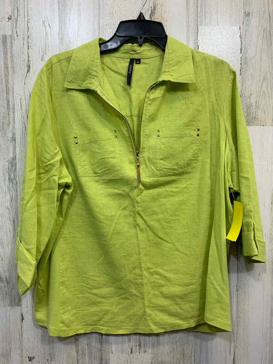 PRE-OWNED CATHY Tops Size XL Lime Green Solid SHORT SLEEVES Blouse/LIME GREEN SH