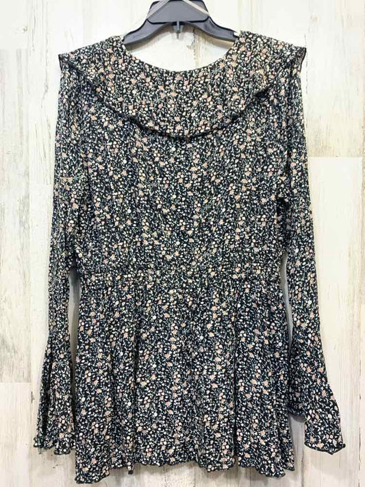 NWT SO Tops Size XL BLACK/GREEN/BEIGE Floral TOP/FLORAL LONG SLEEVE TOP W/ FLOWY