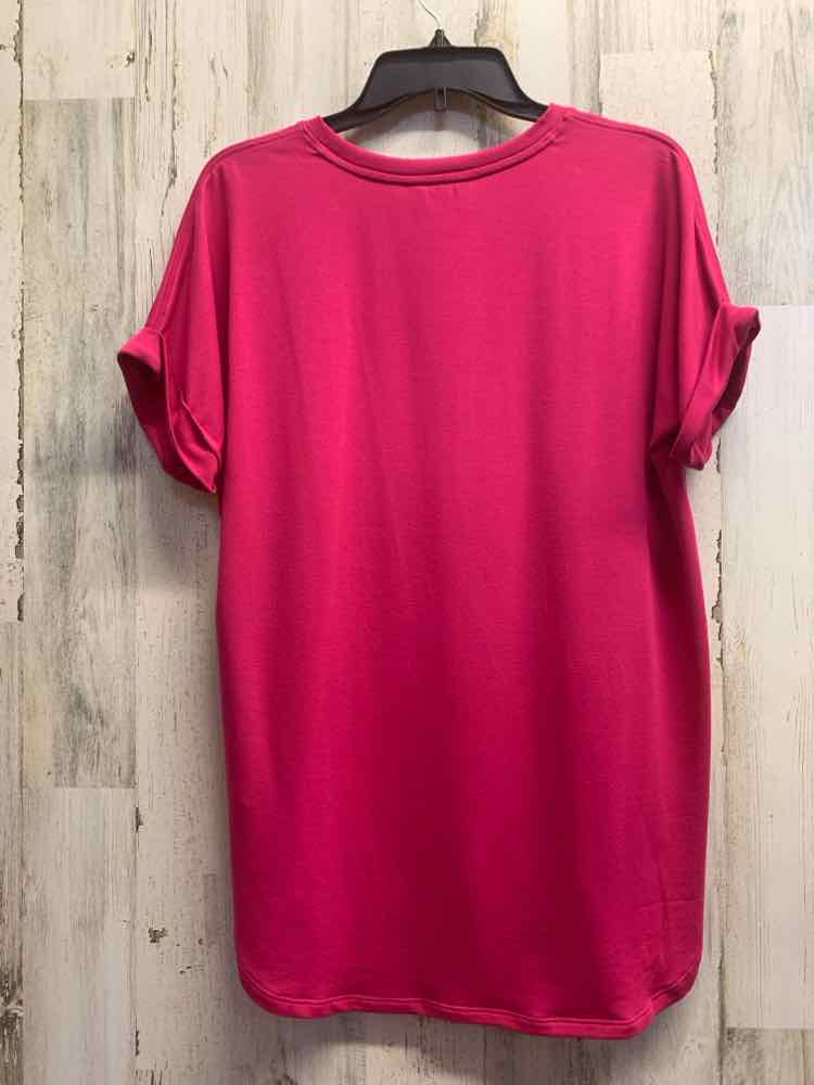 PRE-OWNED CROWN & IVY Tops Size S HOT PINK Solid SHORT SLEEVES Shirt/HOT PINK SH