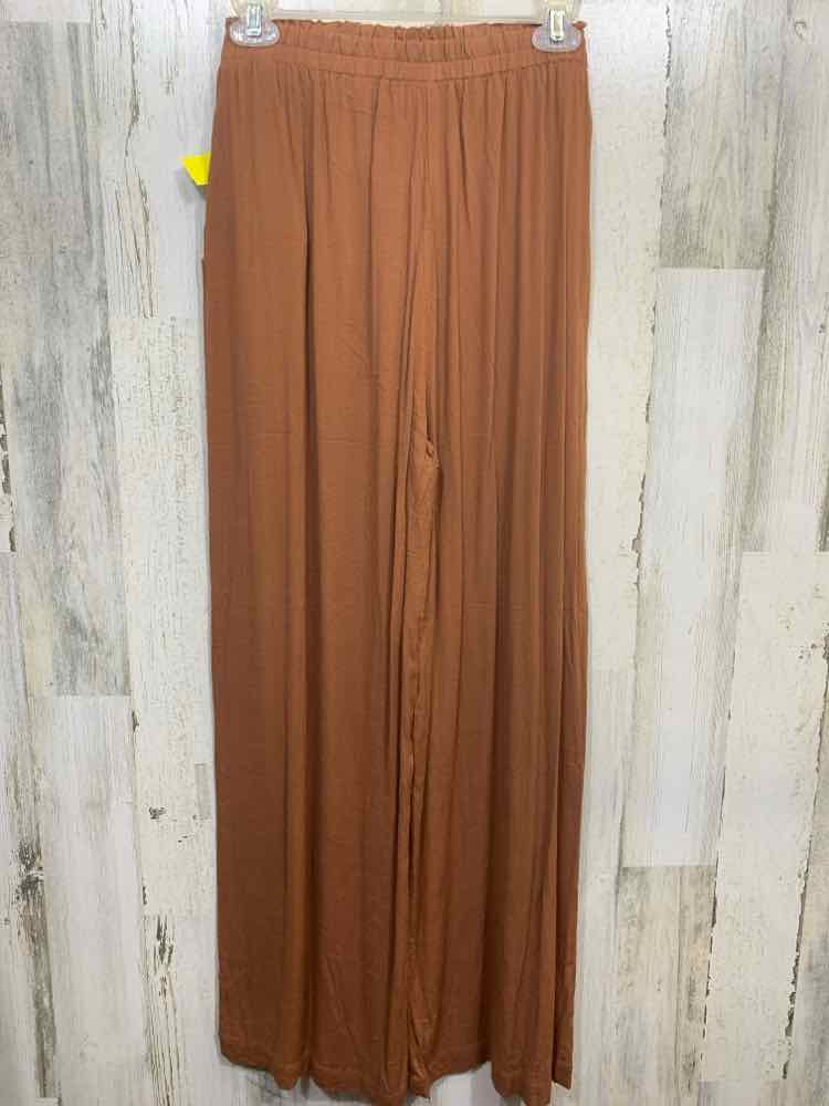 PRE-OWNED Size M LULAROE BOTTOMS RUST Solid WIDE LEG Pants