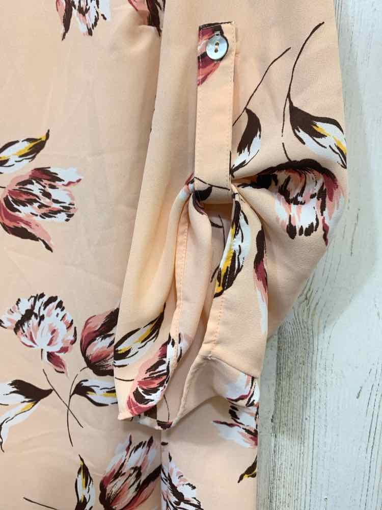 PRE-OWNED DANIELRAINN PLUS SIZES Size 1X WHT/BLK/PEACH Chiffon Floral Blouse