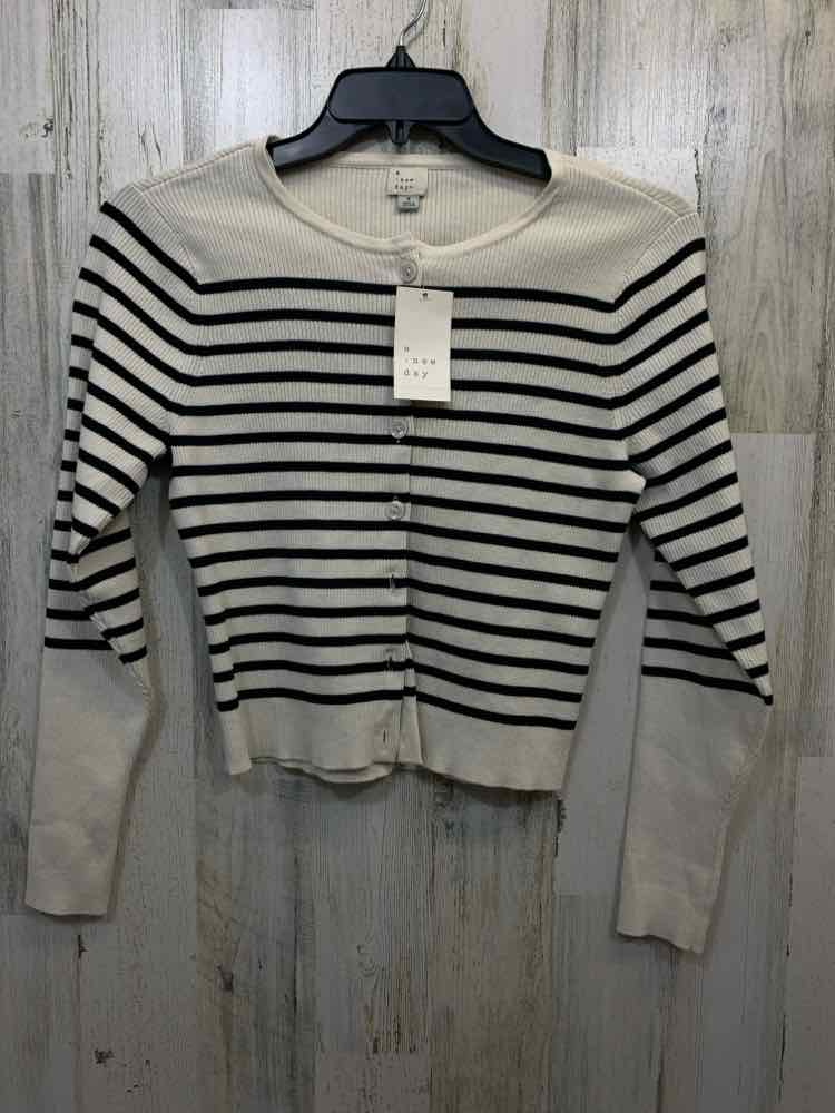 NWT A NEW DAY Tops Size M CRM/BLK Stripe LONG SLEEVES BUTTON UP CARDIGAN