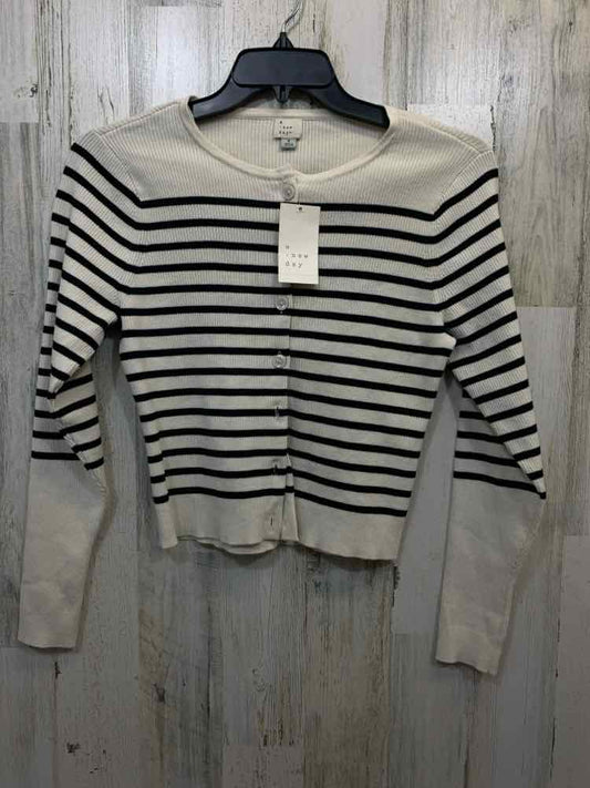 NWT A NEW DAY Tops Size M CRM/BLK Stripe LONG SLEEVES BUTTON UP CARDIGAN