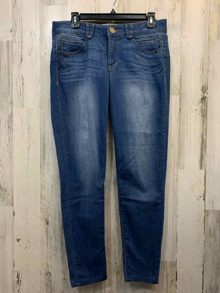 Size 8 DEMOCRACY BATH ASSESORIES Blue JEAN CAPRI SLIM LEG ELASTIC WASTE