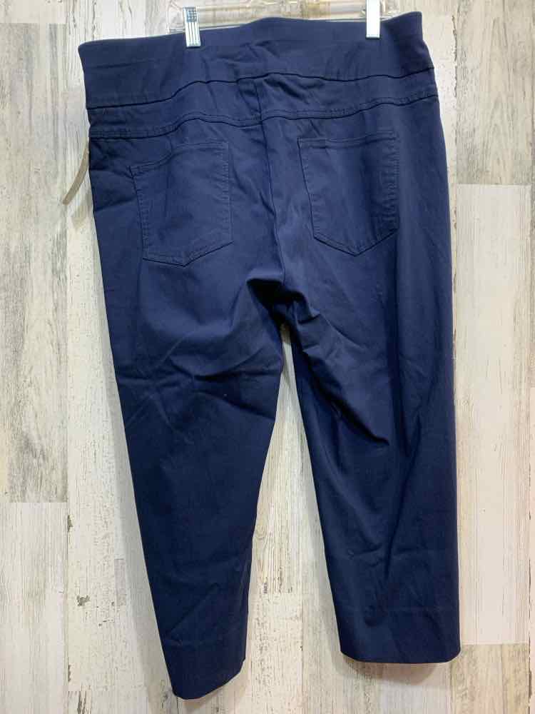 PRE-OWNED Size 18W RUBY RD BOTTOMS NAVY BLUE Solid CAPRI Pants