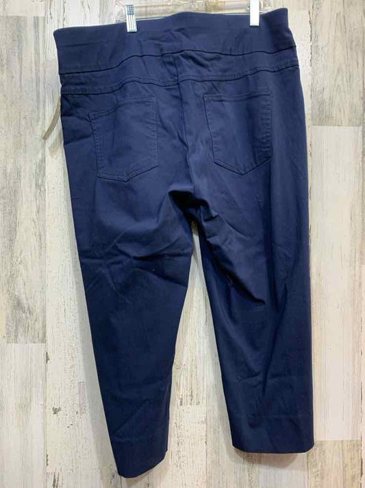 PRE-OWNED Size 18W RUBY RD BOTTOMS NAVY BLUE Solid CAPRI Pants
