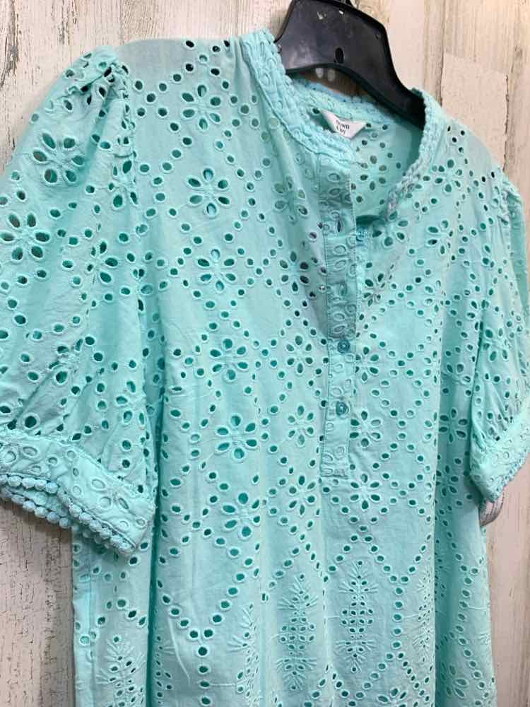 NWT CROWN & IVY Tops Size L AQUA Eyelet SHORT SLEEVES Shirt/AQUA EYELET PATTERN