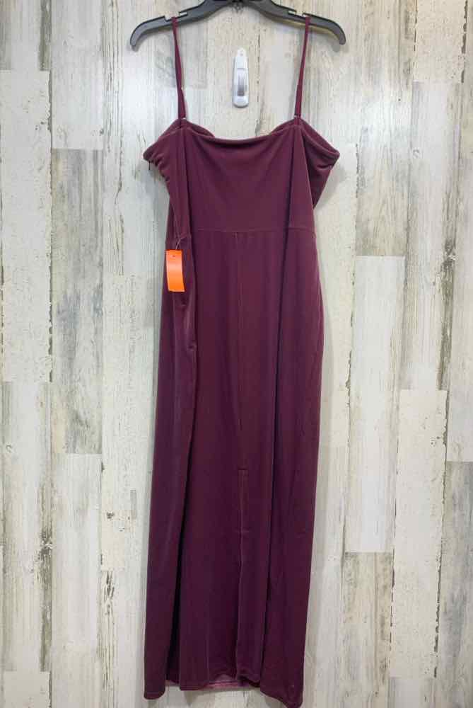 NWT GAP/DEFINED WAIST SPAGHETTI STRAP MIDI DRESS