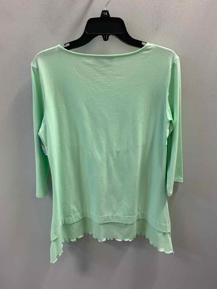 SIMPLY NOELLE Tops Size S/M Green TOP